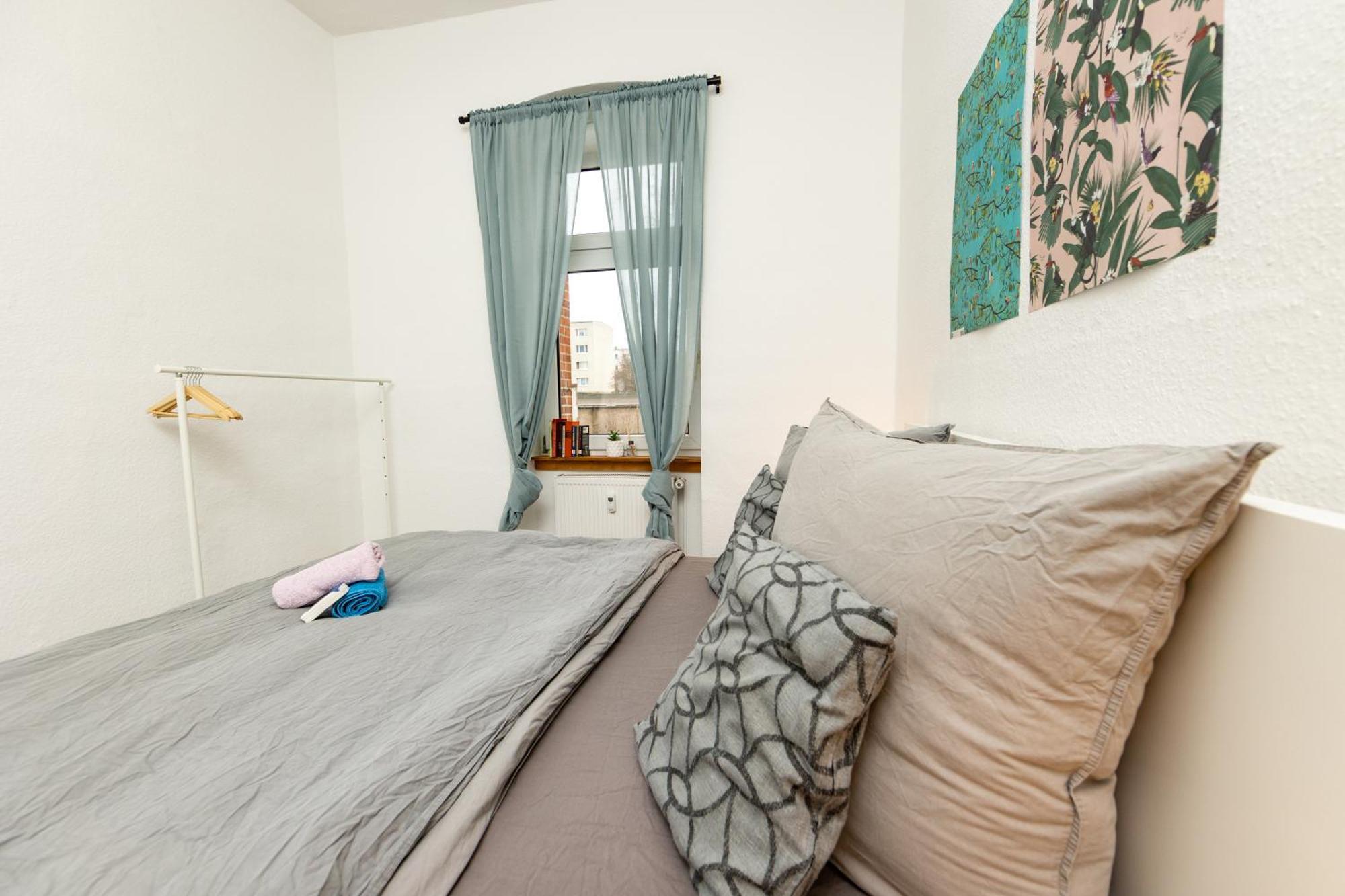 Grossraum-Apartments Mit 2Sz, Wz, Kueche, Smart-Tv, Parken, Etc エアフルト 部屋 写真