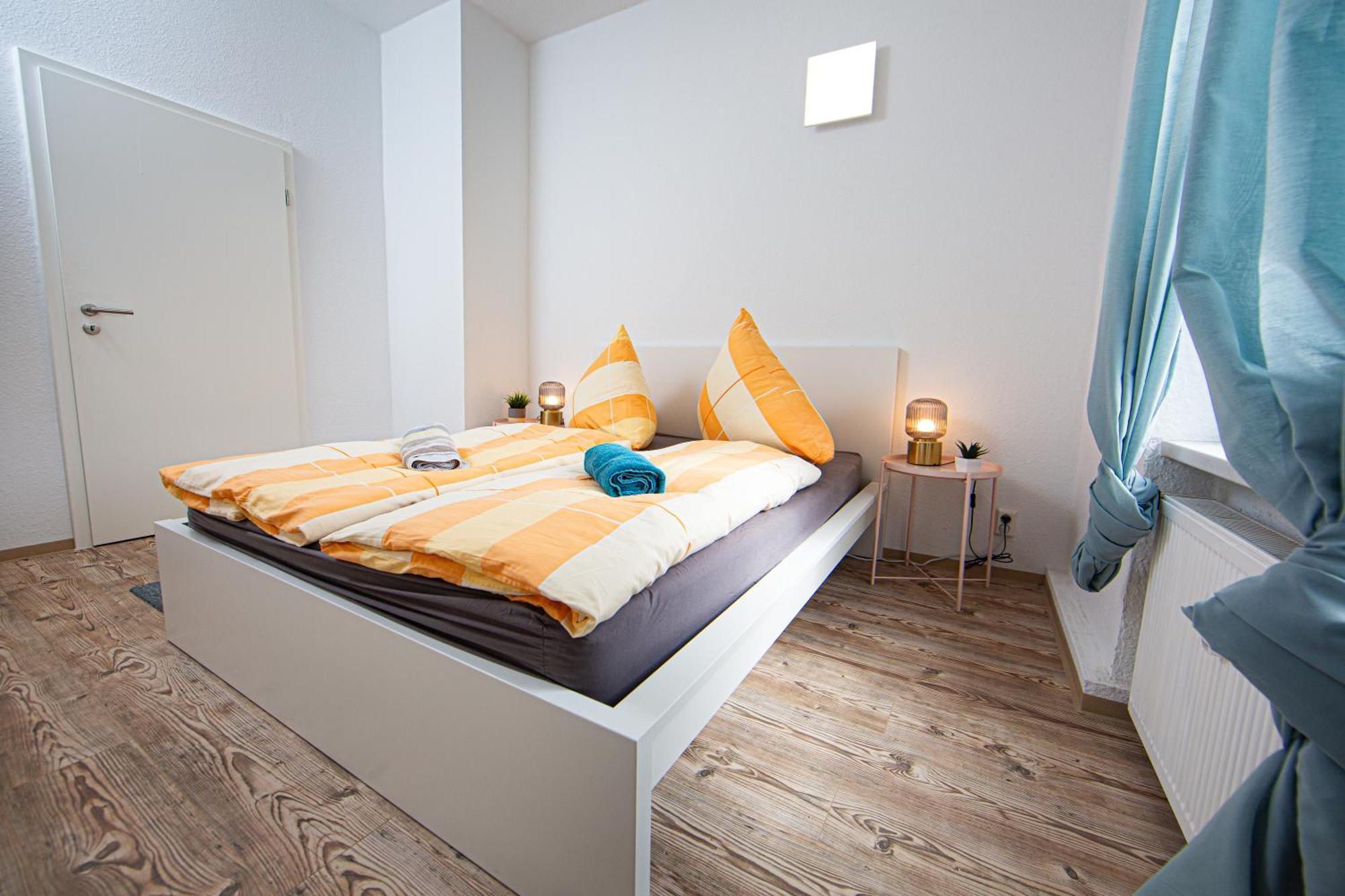 Grossraum-Apartments Mit 2Sz, Wz, Kueche, Smart-Tv, Parken, Etc エアフルト 部屋 写真