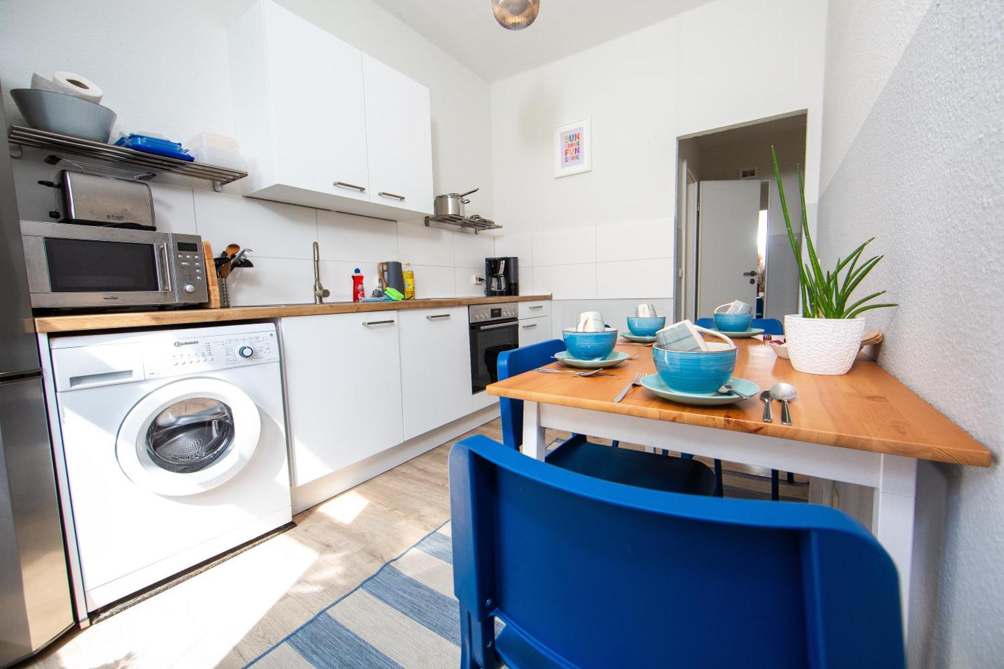 Grossraum-Apartments Mit 2Sz, Wz, Kueche, Smart-Tv, Parken, Etc エアフルト 部屋 写真