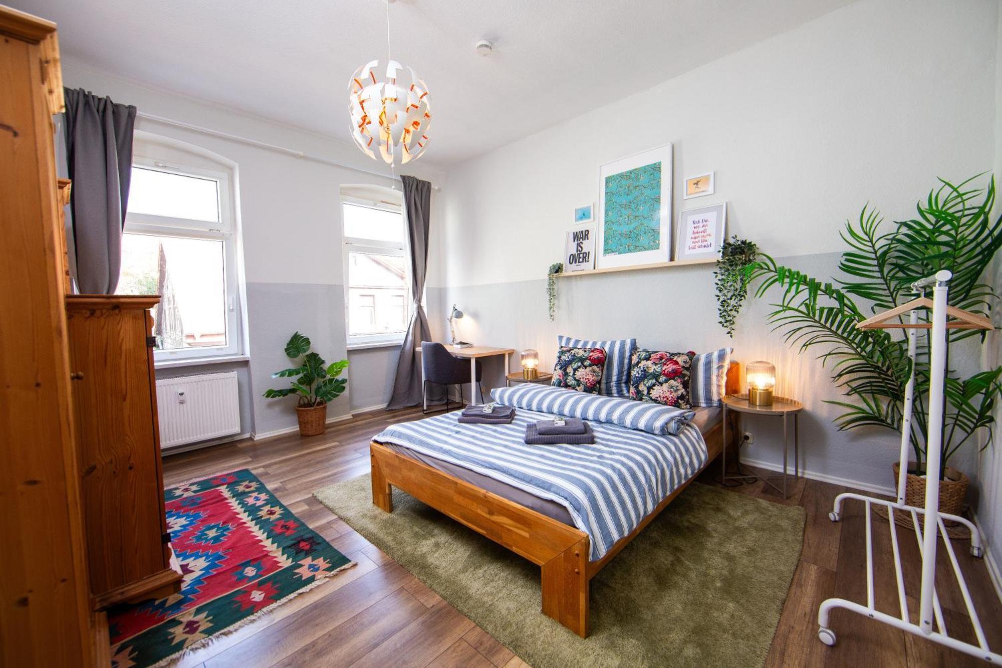 Grossraum-Apartments Mit 2Sz, Wz, Kueche, Smart-Tv, Parken, Etc エアフルト エクステリア 写真