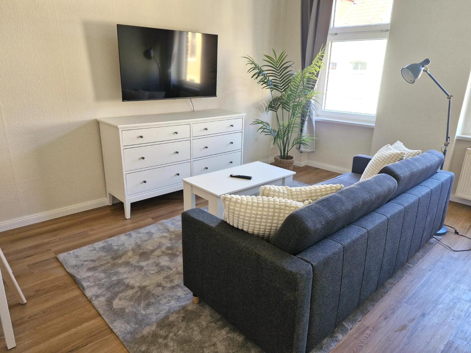 Grossraum-Apartments Mit 2Sz, Wz, Kueche, Smart-Tv, Parken, Etc エアフルト 部屋 写真